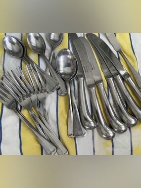 Stainless Steel Flatware Set - Polished Silver Cutlery